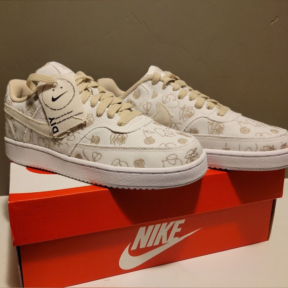 Nike Court Vision Low Valentine's Day